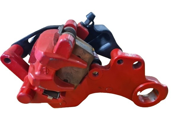 (18E3b) Remklauw rood met bevestiging